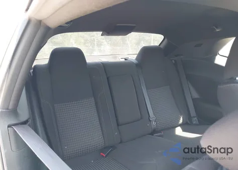 2015 Dodge Challenger R/T z USA, uszkodzony, nr VIN 2C3CDZAT9FH737320